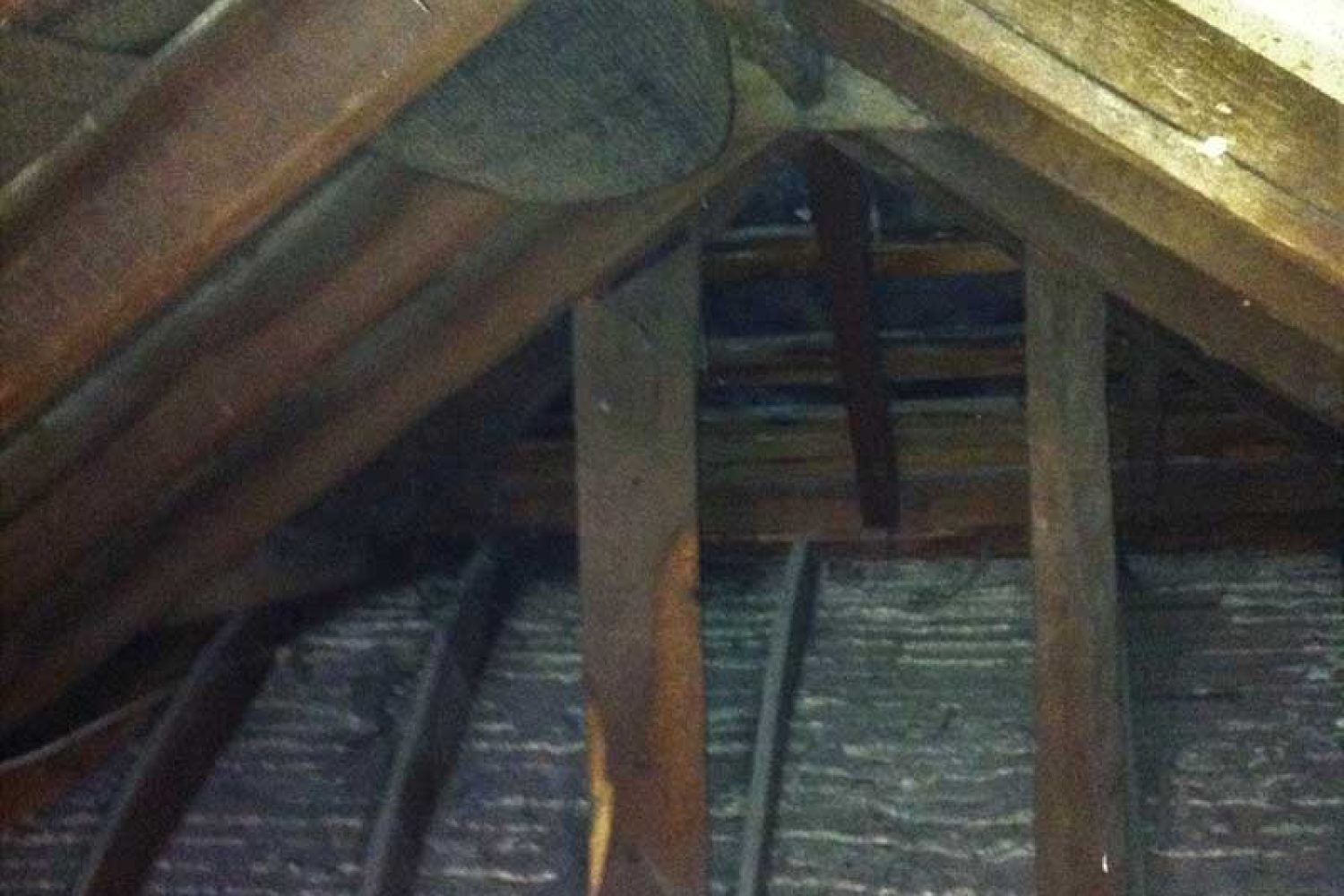 Cliff-roof-space